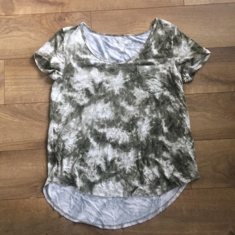 short sleeve Hollister top